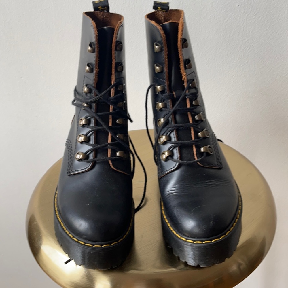 Doc Martin Airwalk